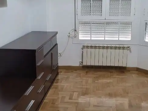 Flat for sale in Calle Alameda del Valle, 36, Ensanche de Vallecas - La Gavia Bedroom of Flat for sale in Madrid Capital with Air Conditioner and Swimming Pool