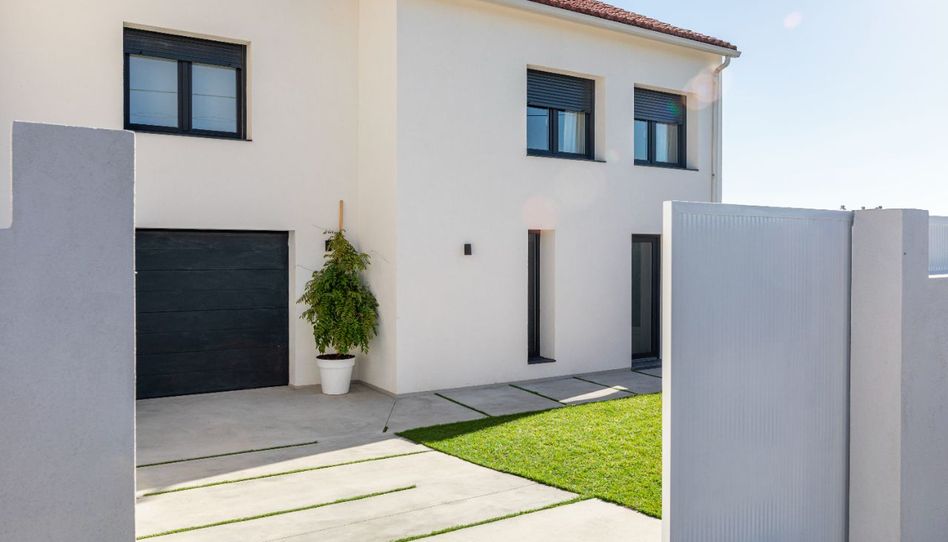 Casa adosada en venda a Cálago, 21a, Vilanova de Arousa, Pontevedra - imatge 1 Foto 1 de Casa adosada en venda a Cálago, 21a, Vilanova de Arousa, Pontevedra