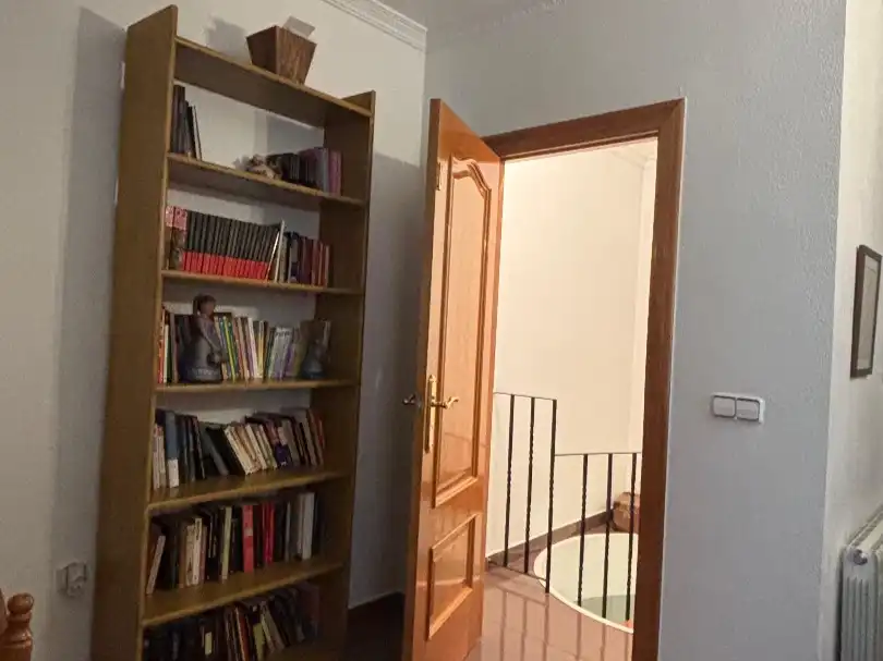 Wohnung zum Verkauf in Alcantarilla mit Klimaanlage, Terrasse und Balkon