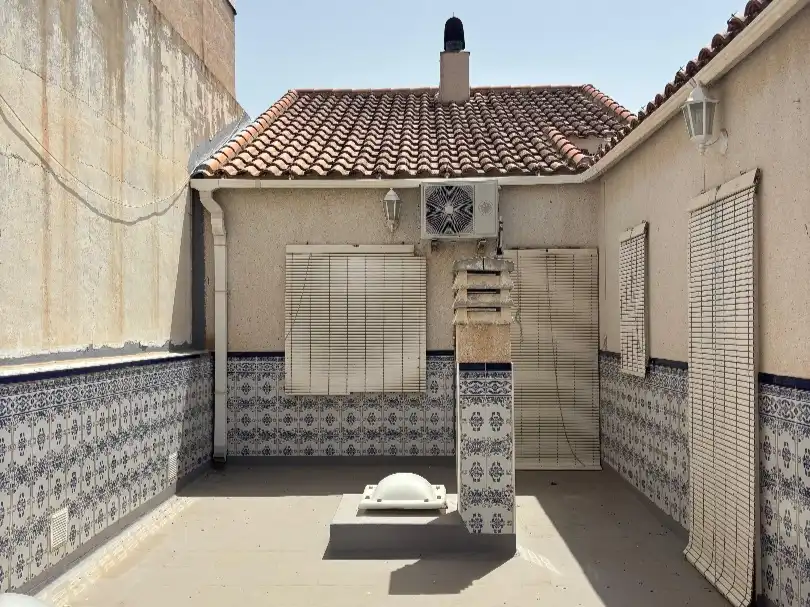 Außenansicht von Wohnung zum Verkauf in Alcantarilla mit Klimaanlage, Terrasse und Balkon