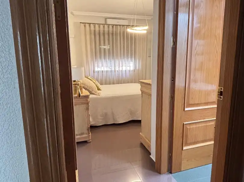 Schlafzimmer von Wohnung zum Verkauf in Alcantarilla mit Klimaanlage, Terrasse und Balkon
