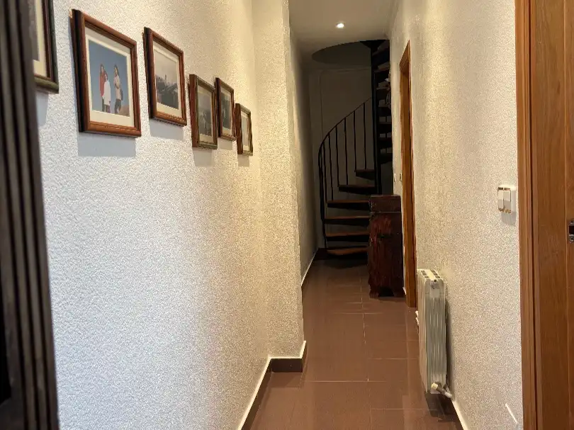 Wohnung zum Verkauf in Alcantarilla mit Klimaanlage, Terrasse und Balkon