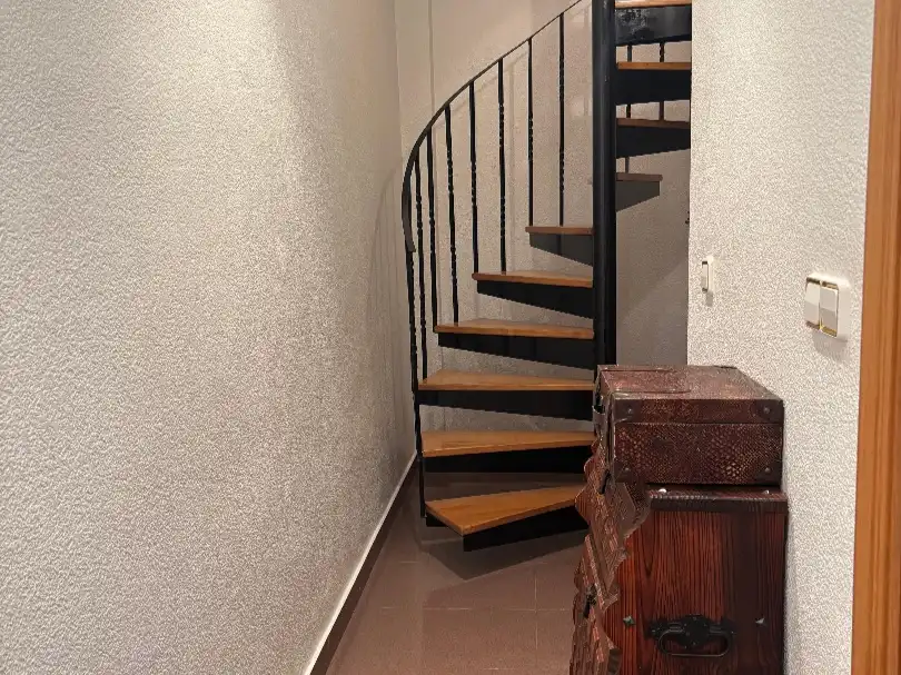Wohnung zum Verkauf in Alcantarilla mit Klimaanlage, Terrasse und Balkon