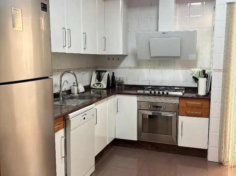 Küche von Wohnung zum Verkauf in Alcantarilla mit Klimaanlage, Terrasse und Balkon