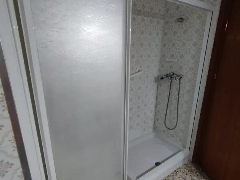 Bany de Pis de lloguer en Córdoba amb Aire condicionat, Moblat i Balcó