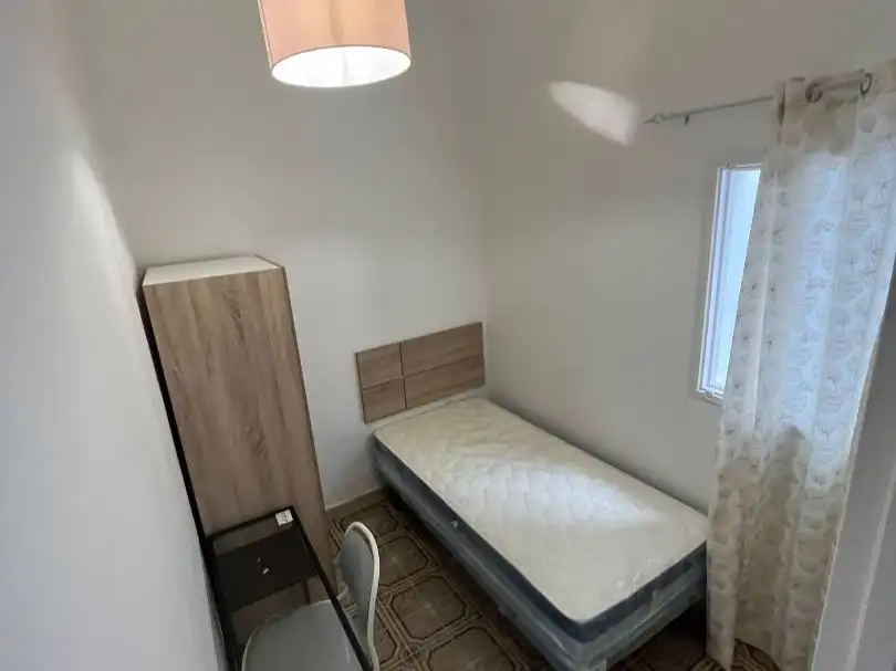 Habitació a Calle Poeta Perera, 2, La Cuesta -Finca España