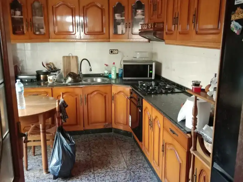 Zimmer in Calle Brasil, 21, Los Dolores Küche von Maisonette zur untervermieten in Cartagena mit Klimaanlage, Möbliert und Gemeinschaftsparkplatz