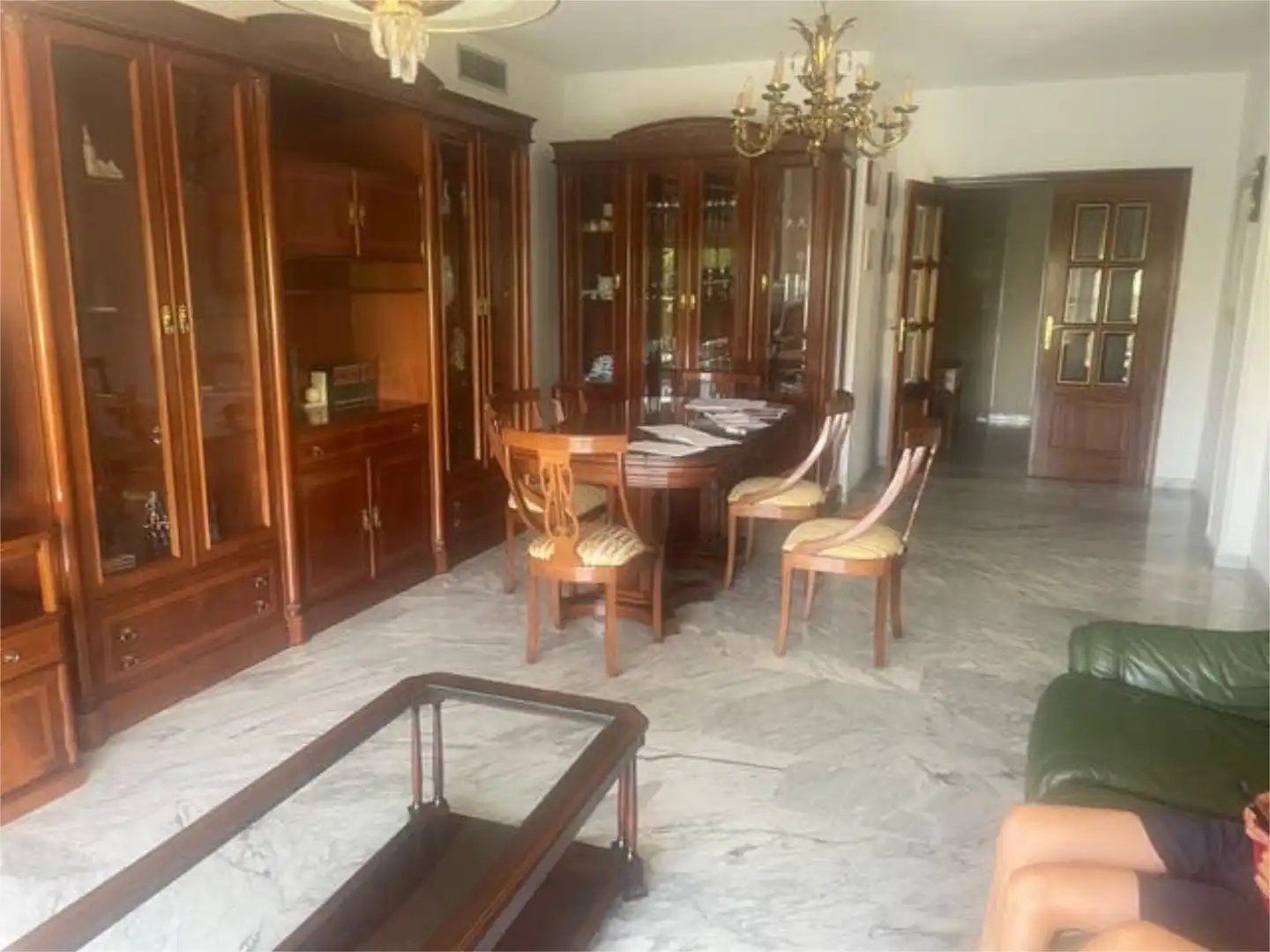 Pis de lloguer a Barrio de Zaidín Menjador de Pis de lloguer en Granada amb Calefacció i Moblat