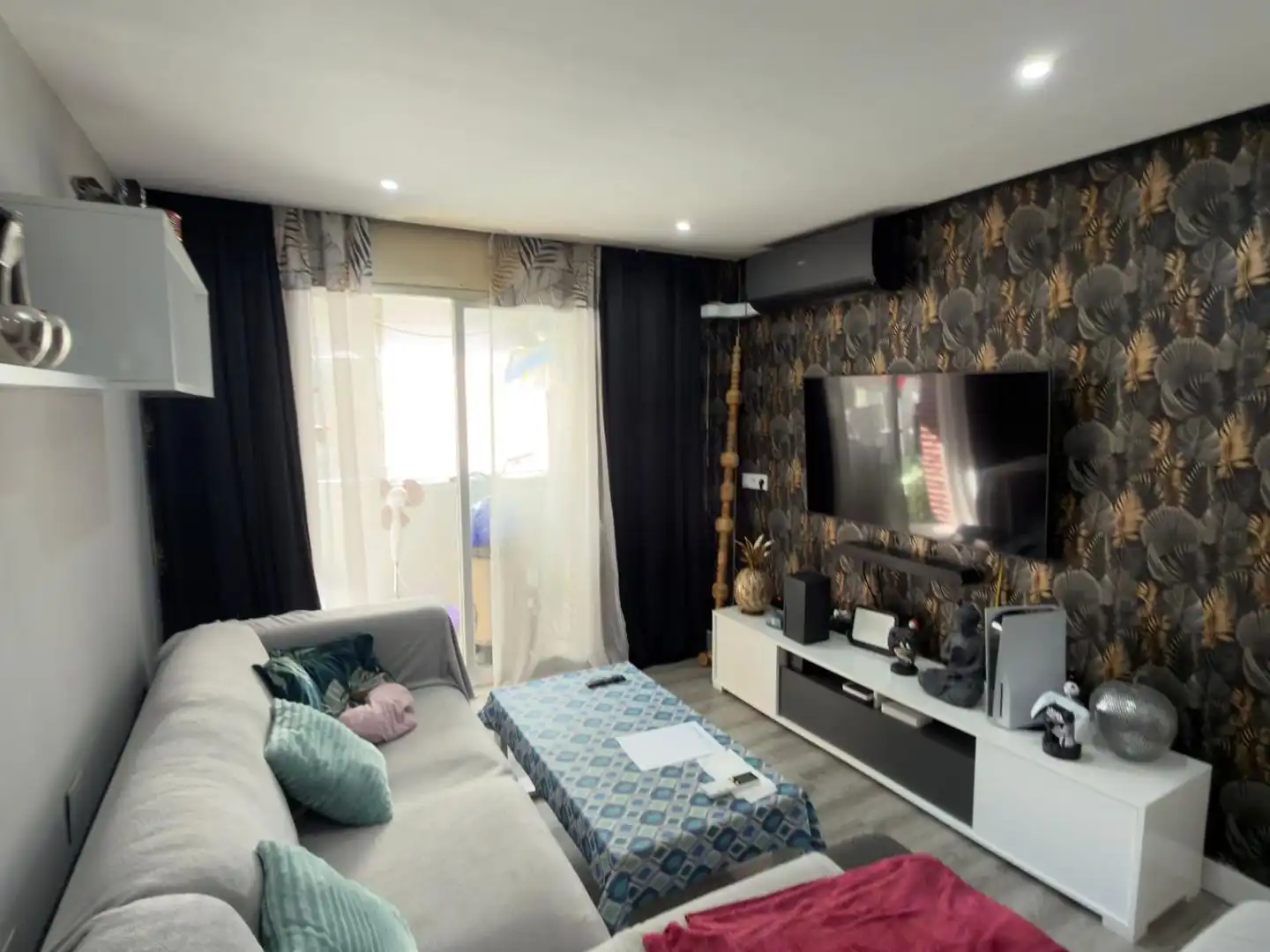 Living room of Flat for sale in Alcalá de Henares  with Air Conditioner and Terrace