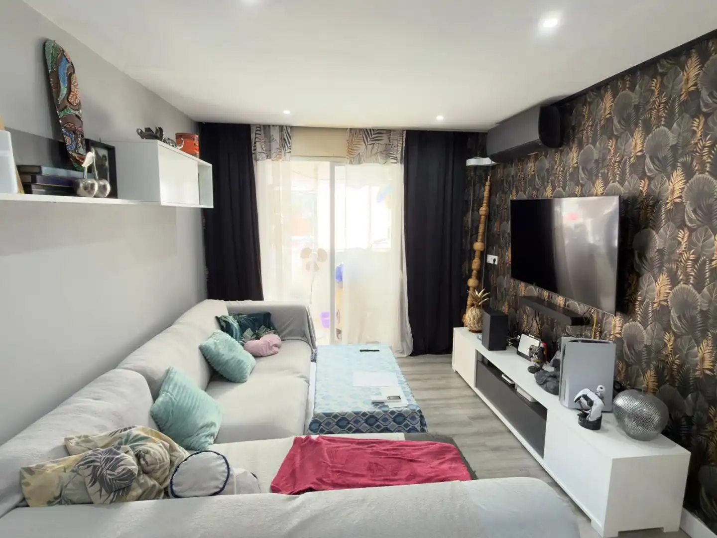 Living room of Flat for sale in Alcalá de Henares  with Air Conditioner and Terrace