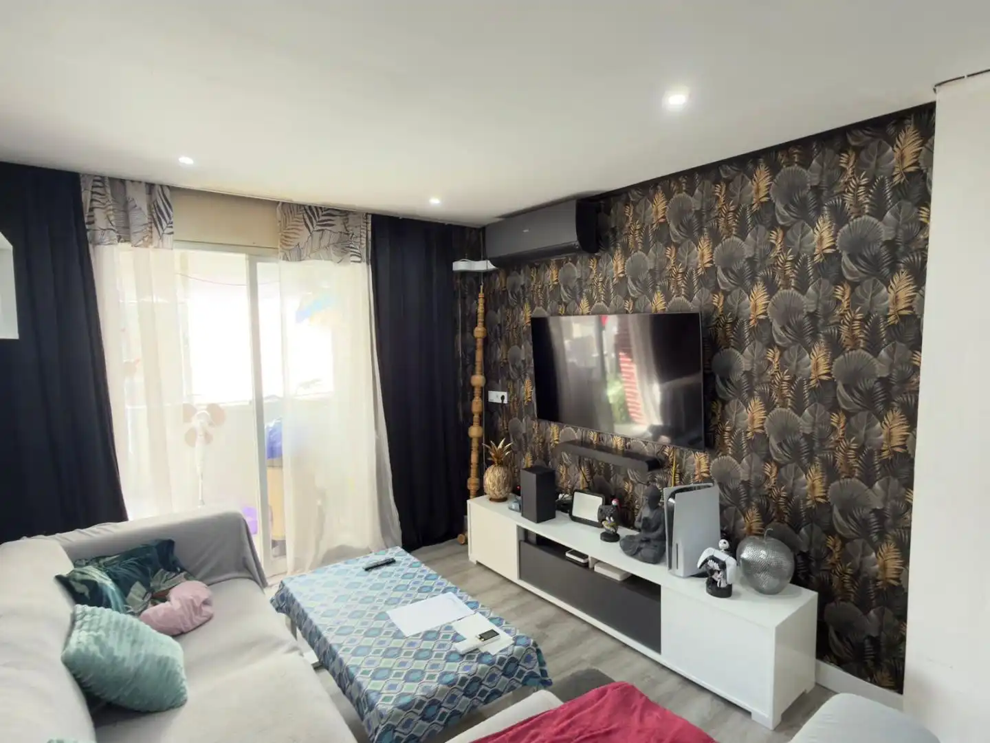 Living room of Flat for sale in Alcalá de Henares  with Air Conditioner and Terrace