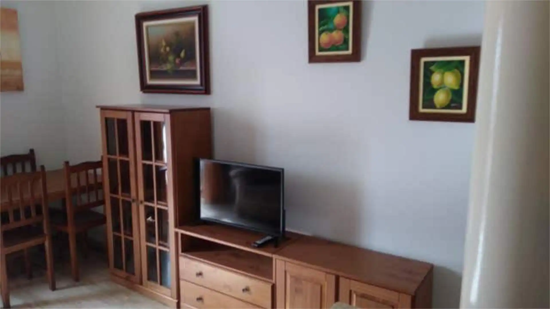 Apartament de lloguer a Centro - Doña Mercedes Sala d'estar de Apartament de lloguer en Dos Hermanas amb Calefacció