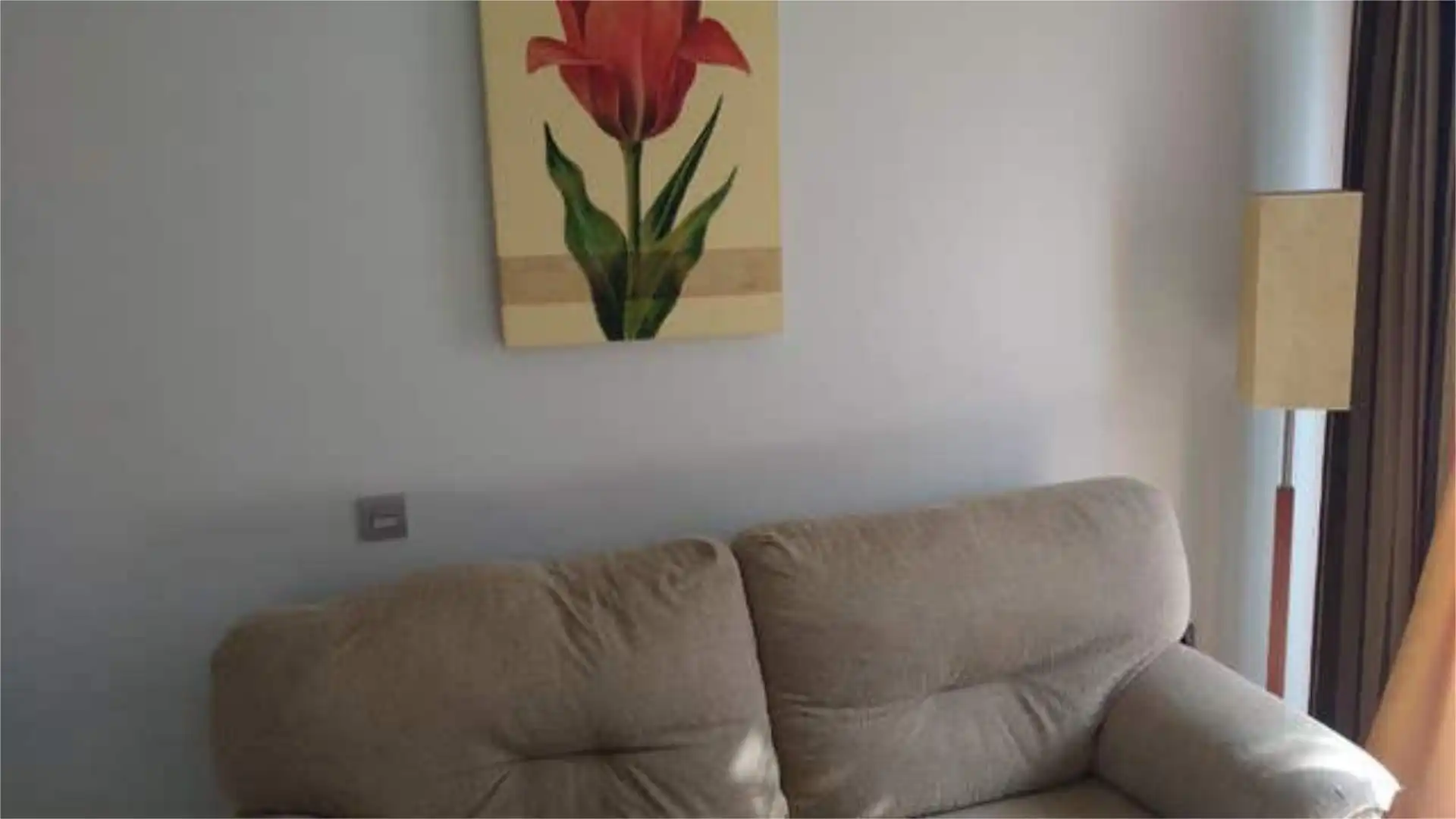 Apartament de lloguer a Centro - Doña Mercedes Sala d'estar de Apartament de lloguer en Dos Hermanas amb Calefacció