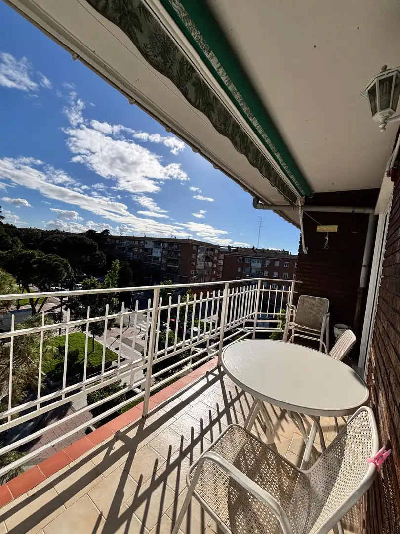 Flat for sale in Calle Atenas, 9, Juan de la Cierva Flat for sale in Calle Atenas, 9, Juan de la Cierva
