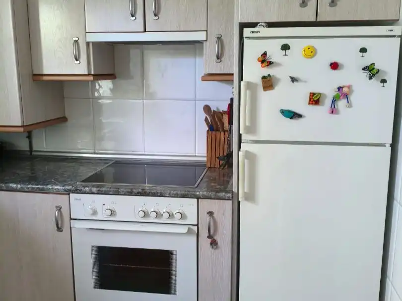 Casa o xalet en venda a Quintanaortuño Cuina de Casa o xalet en venda en Quintanaortuño amb Balcó