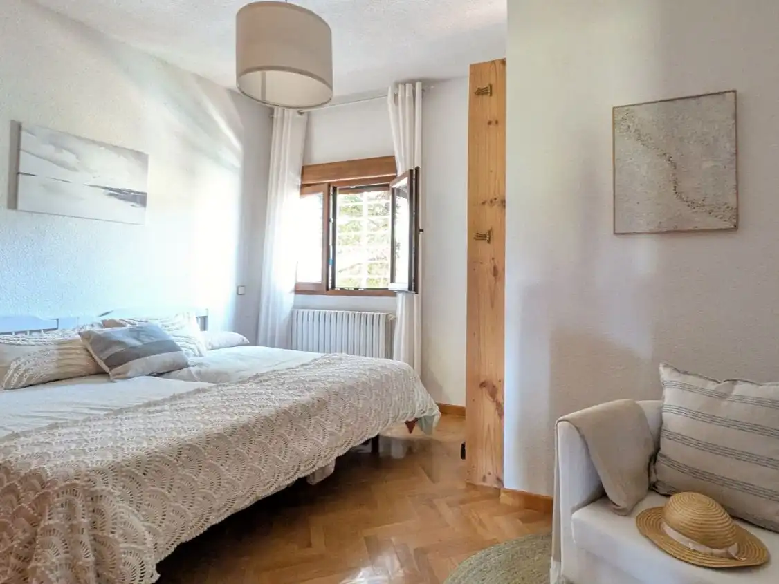Casa o xalet en venda a Calle Julio Benito Verón, 8, Estación Dormitori de Casa o xalet en venda en Pozuelo de Alarcón amb Terrassa i Piscina