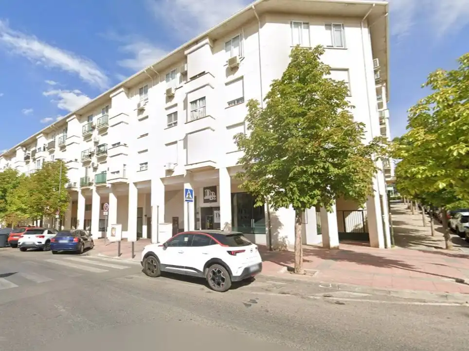 Vista exterior de Piso en venta en Arganda del Rey con Piscina y Balcón