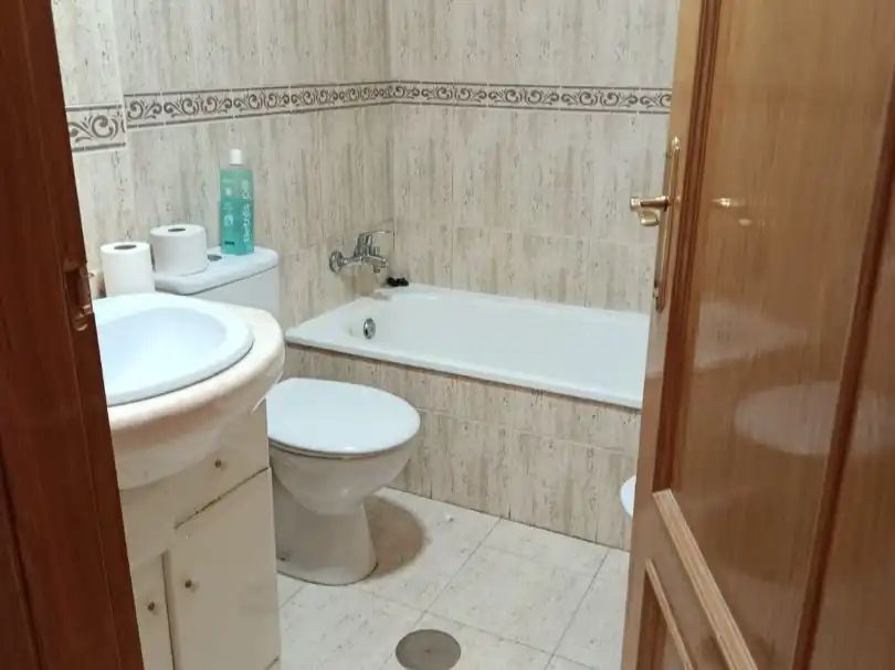 Baño de Piso en venta en Arganda del Rey con Piscina y Balcón