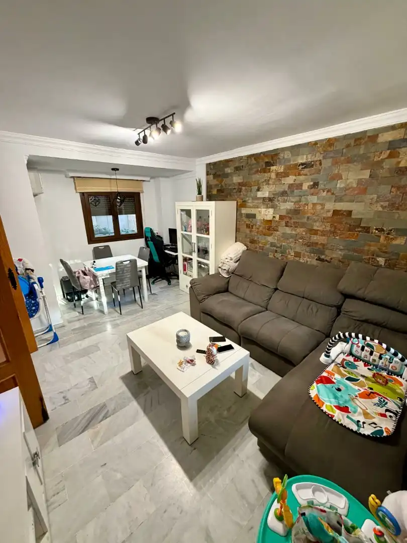 Wohnzimmer von Einfamilien-Reihenhaus zum Verkauf in La Línea de la Concepción