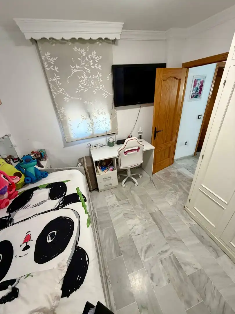 Schlafzimmer von Einfamilien-Reihenhaus zum Verkauf in La Línea de la Concepción