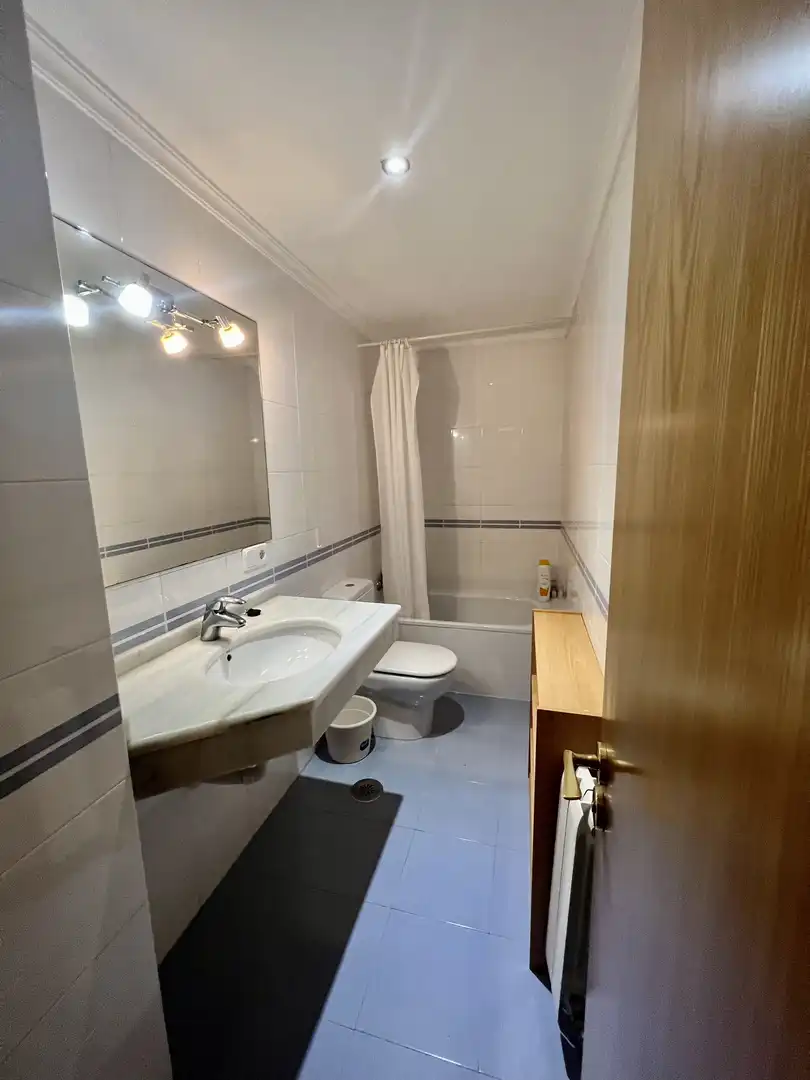 Flat for sale in Rúa Pintor José Frau Ruiz, 4, Praza Independencia Bathroom of Flat for sale in Vigo