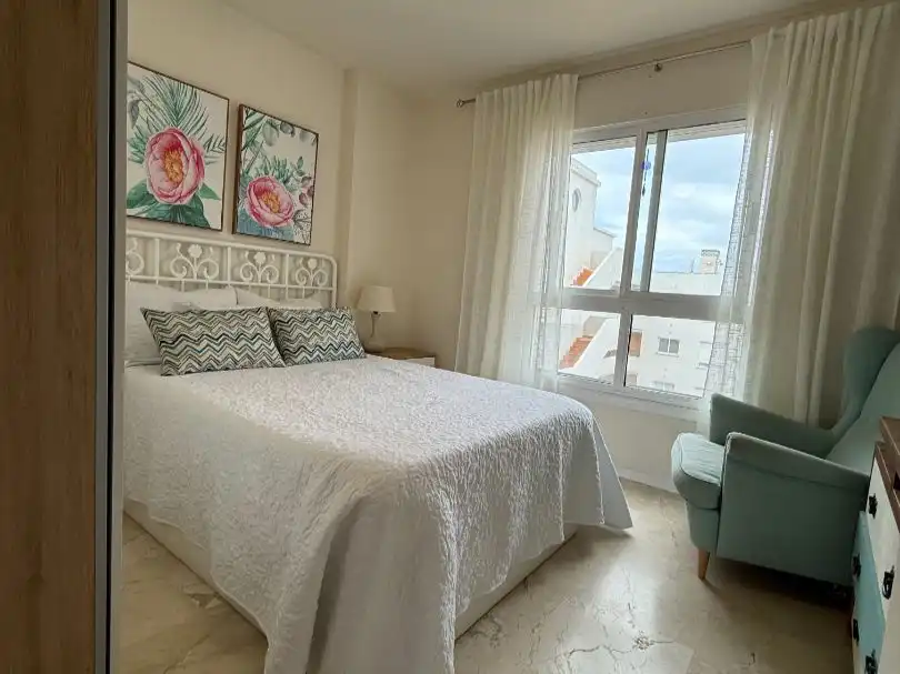 Schlafzimmer von Wohnung zum Verkauf in Marbella mit Klimaanlage, Terrasse und Schwimmbad