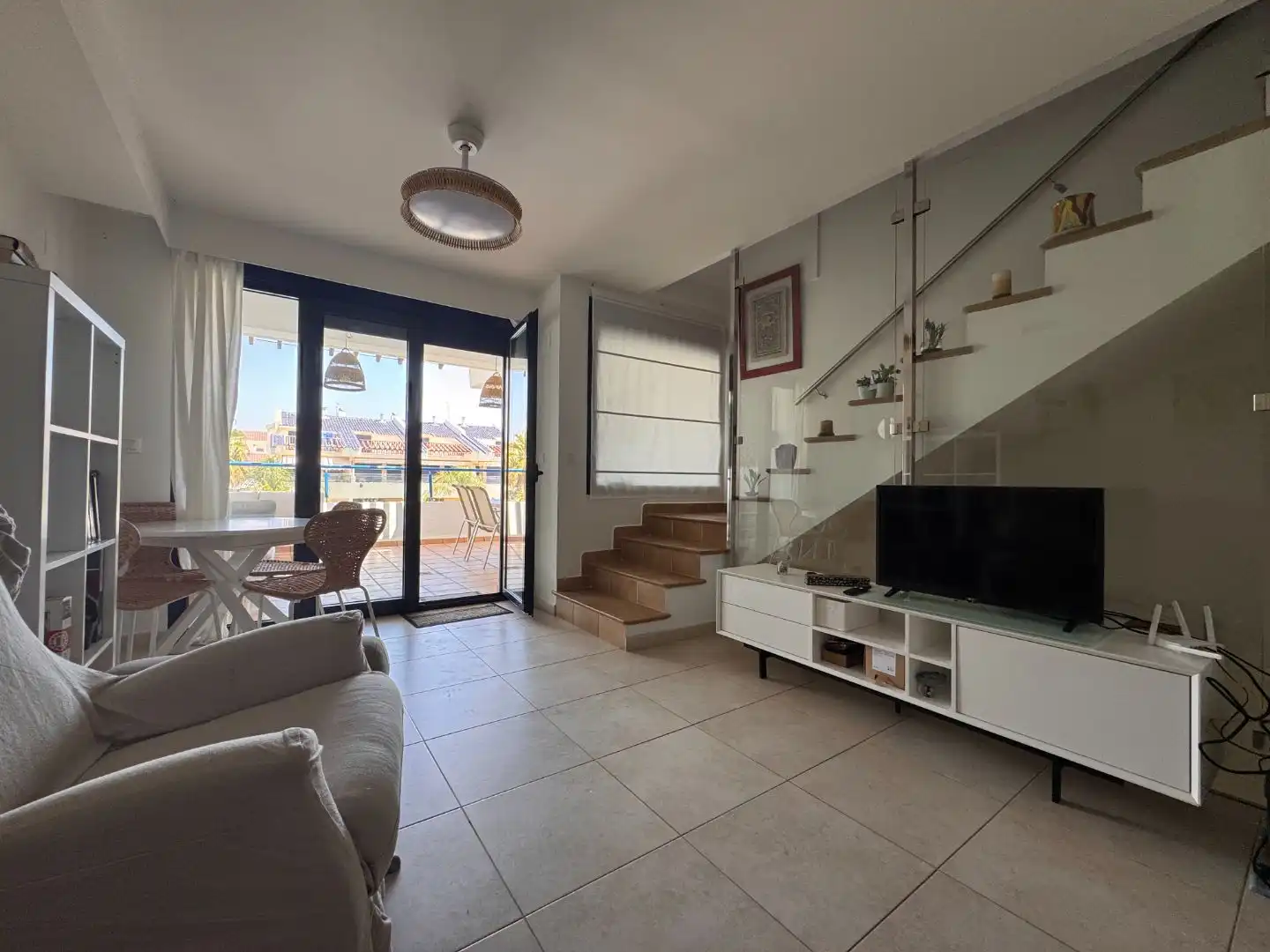 Casa adosada de lloguer a Carrer Falcó, 4, Corinto - Almarda