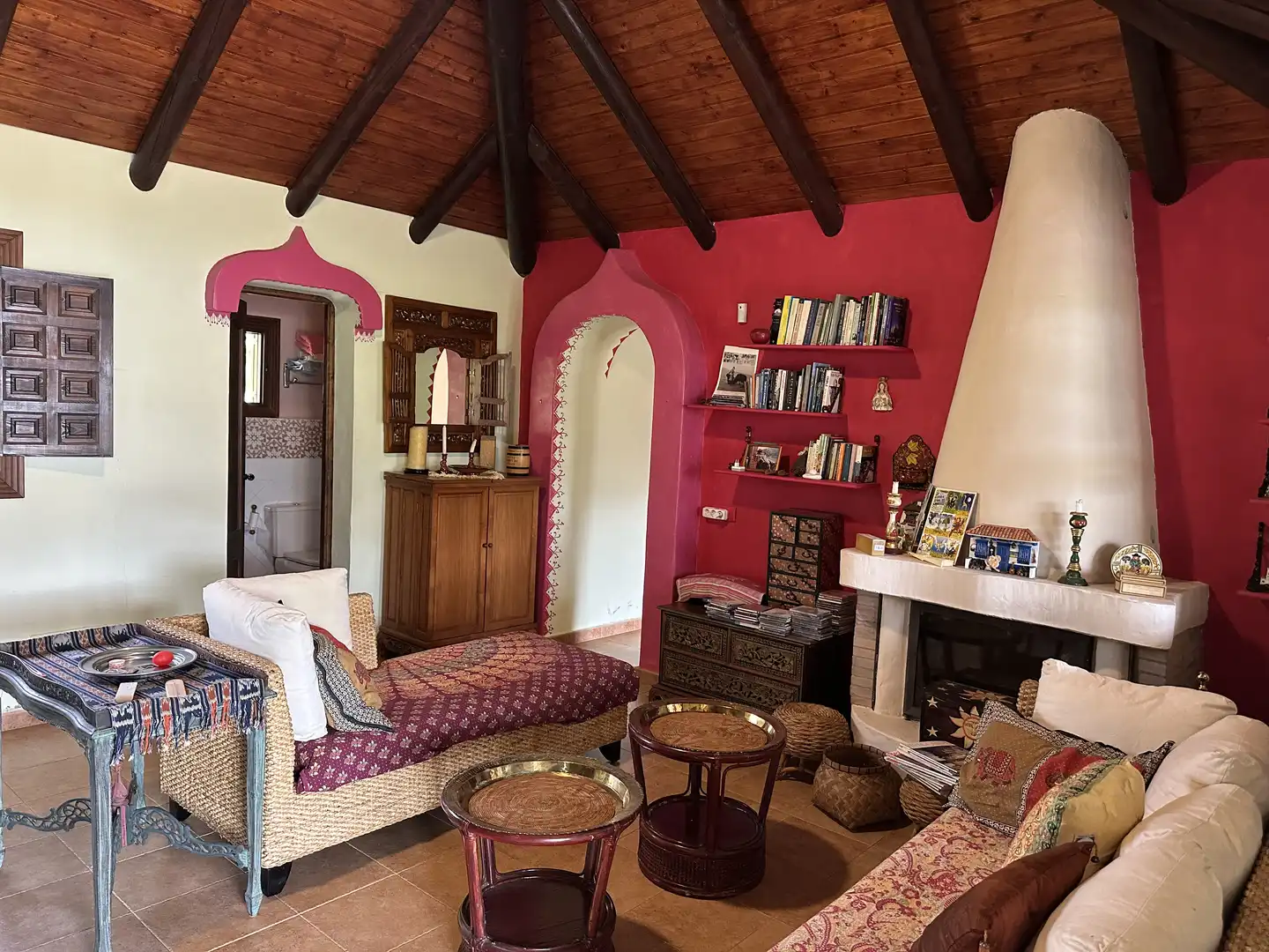 Houses for sale in Diseminado Diseminados, 288, Monda Living room of Houses for sale in Monda with Air Conditioner and Terrace