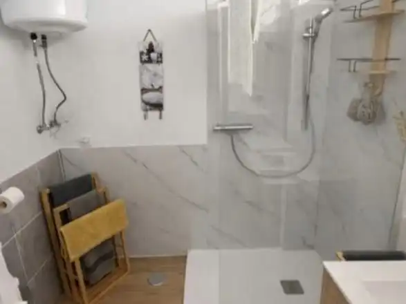 Flat for sale in Calle Chasna, 4, Costa del Silencio Bathroom of Flat for sale in Arona with Heating, Parquet flooring and Furnished