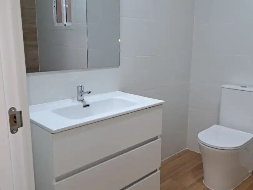 Bathroom of Detached homes for sale in El Vendrell  with Air Conditioner, Terrace and Swimming Pool
