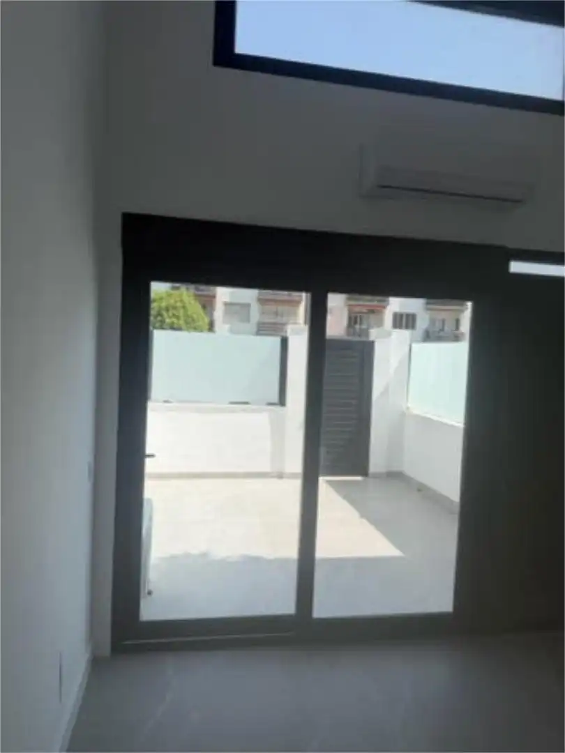 Piso de alquiler en La Carihuela - Los Nidos