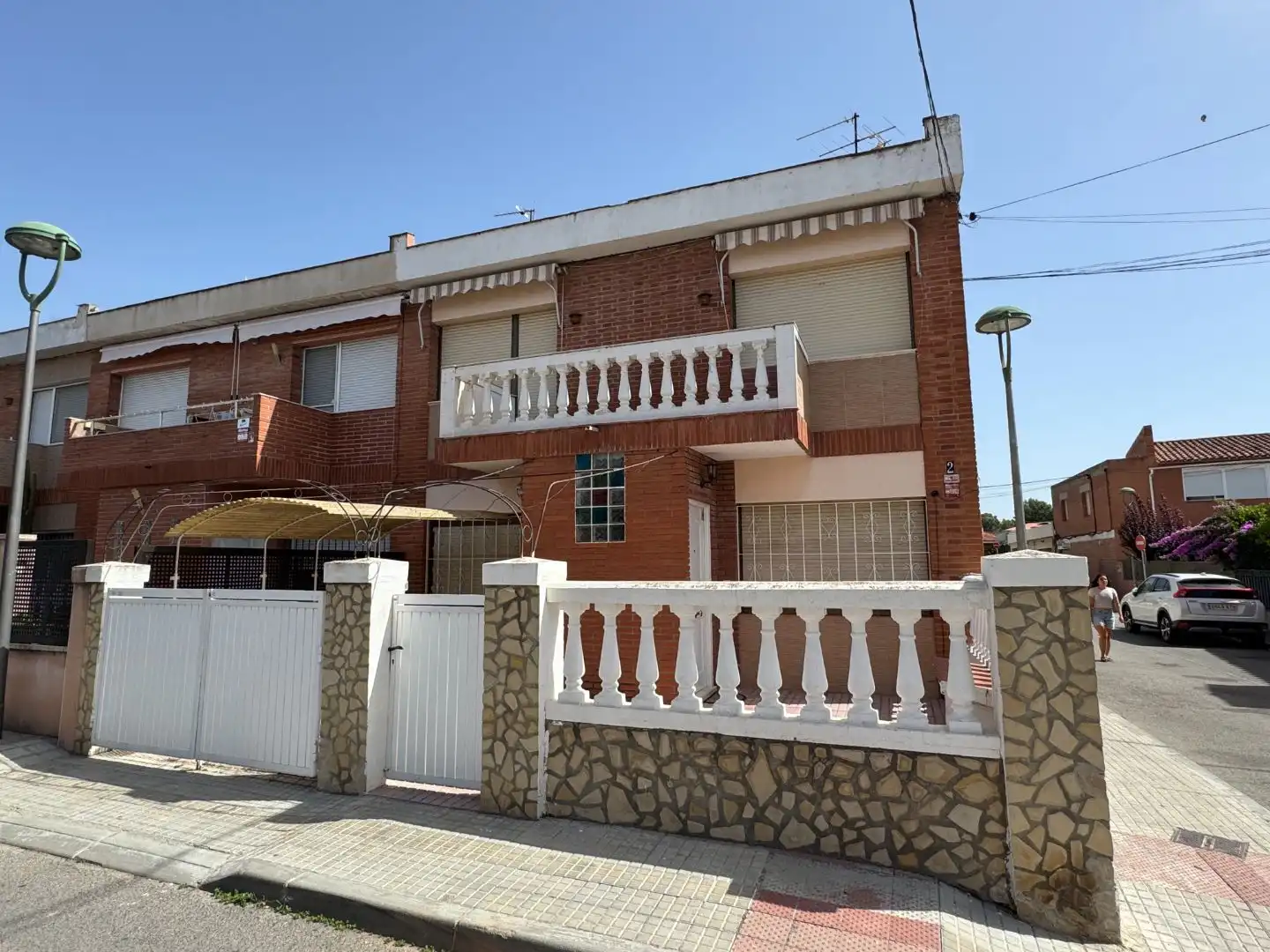 Casa adosada en venta en Carrer Centcelles, 2, Sant Salvador Vista exterior de Casa adosada en venta en Tarragona con Aire acondicionado, Calefacción y Jardín privado