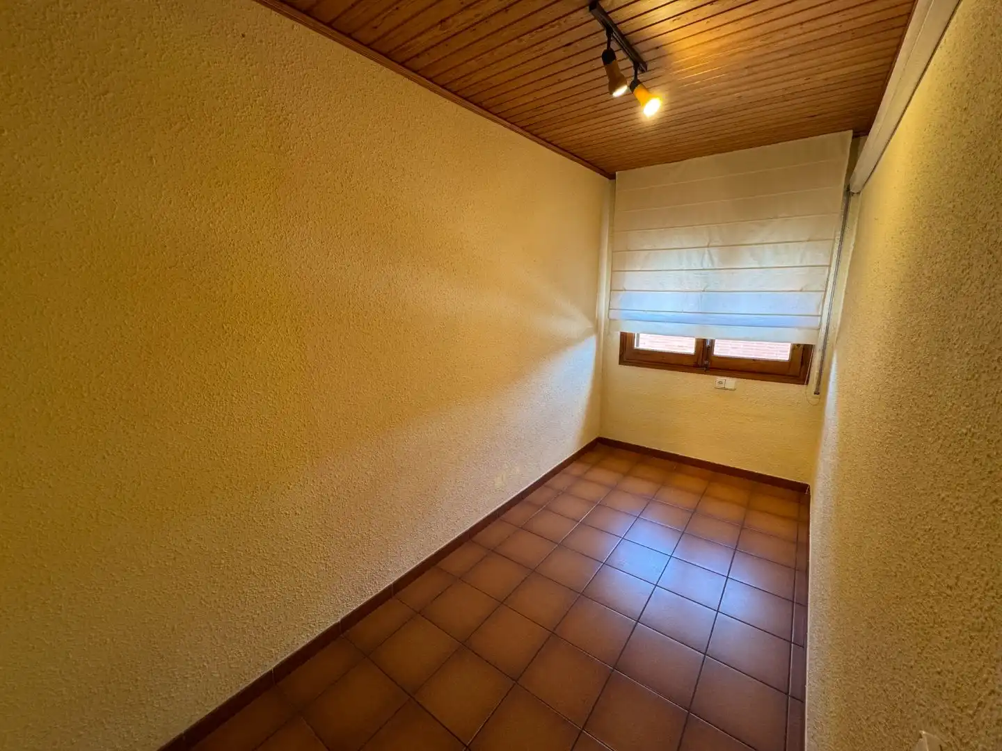 Casa adosada en venta en Carrer Centcelles, 2, Sant Salvador Habitación de Casa adosada en venta en Tarragona con Aire acondicionado, Calefacción y Jardín privado