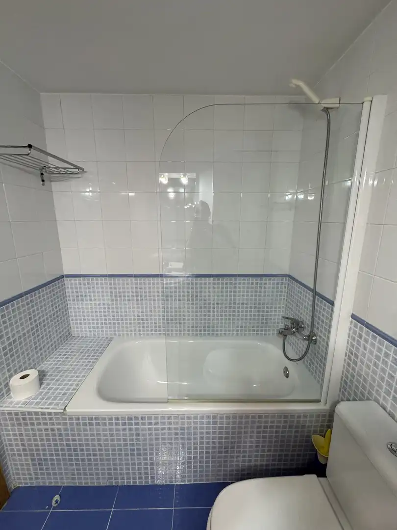 Bathroom of Flat for sale in Vila-seca  with Air Conditioner and Balcony