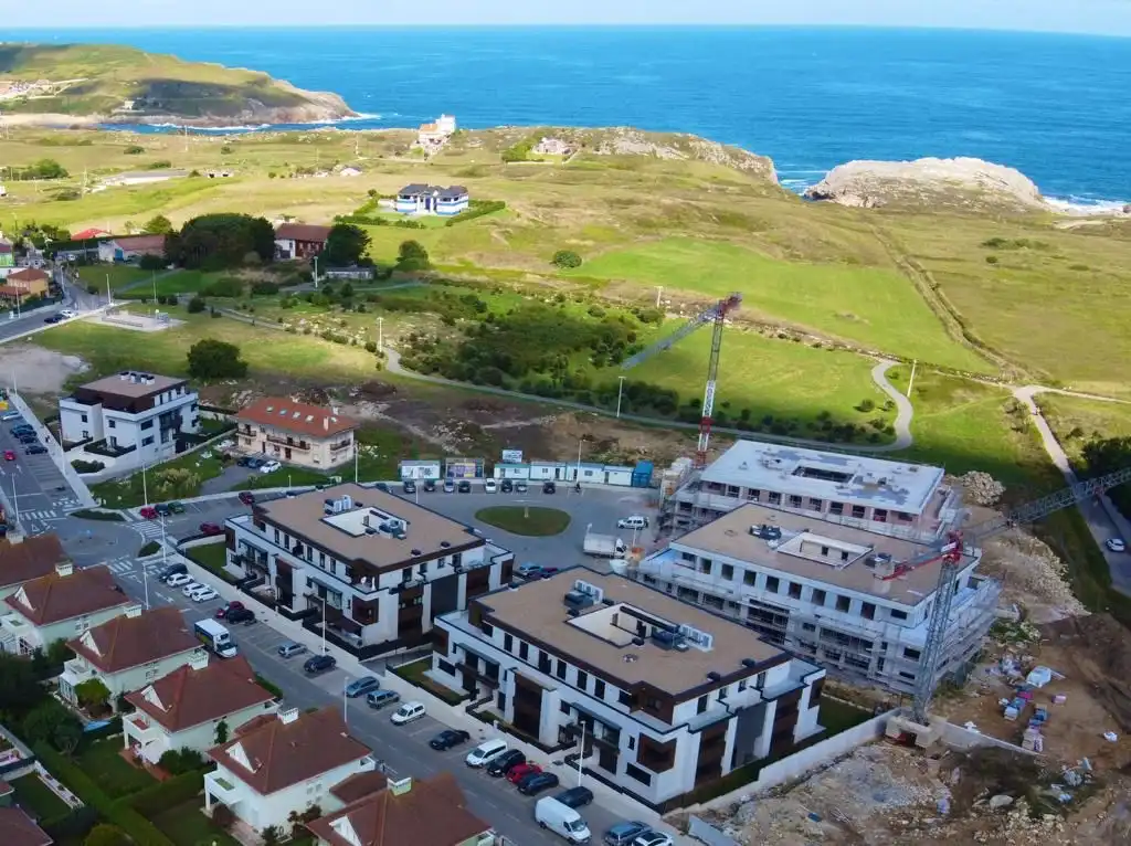 Flat for sale in Calle Murillo, 8, Soto de la Marina Exterior view of Flat for sale in Santa Cruz de Bezana with Heating, Terrace and Storage room
