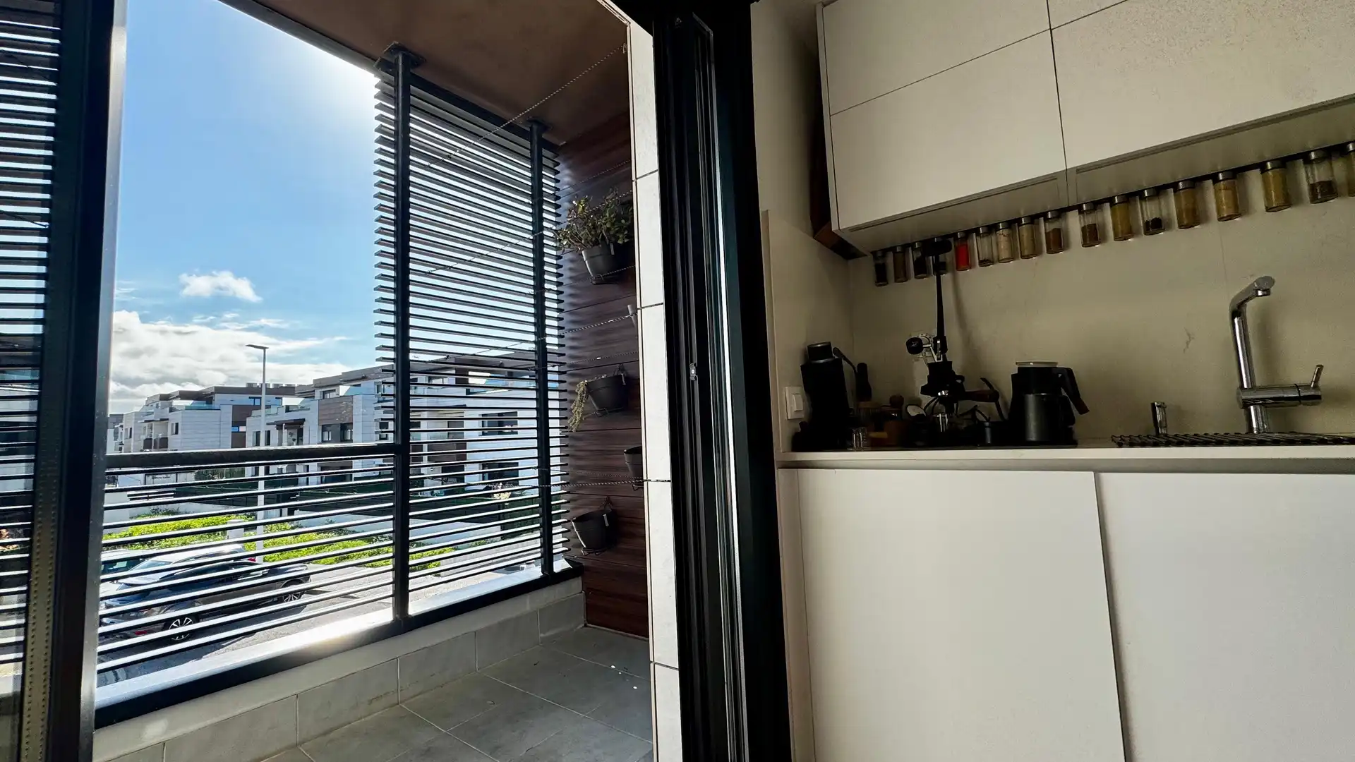 Flat for sale in Calle Murillo, 8, Soto de la Marina Balcony of Flat for sale in Santa Cruz de Bezana with Heating, Terrace and Storage room