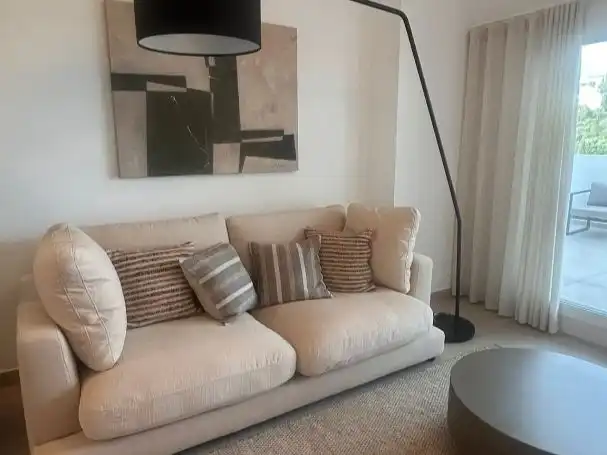 Sala de estar de Piso en venta en Fuengirola con Aire acondicionado, Terraza y Piscina