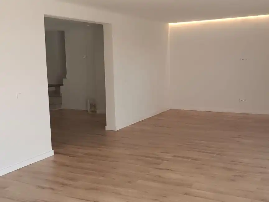 Wohnung zur Miete in Búger mit Parkett, Terrasse und Ofen