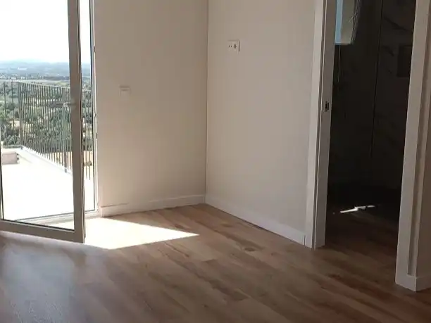 Schlafzimmer von Wohnung zur Miete in Búger mit Parkett, Terrasse und Ofen