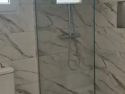 Badezimmer von Wohnung zur Miete in Búger mit Parkett, Terrasse und Ofen