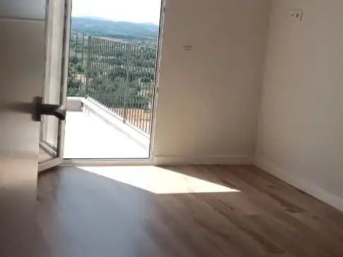 Terrasse von Wohnung zur Miete in Búger mit Parkett, Terrasse und Ofen