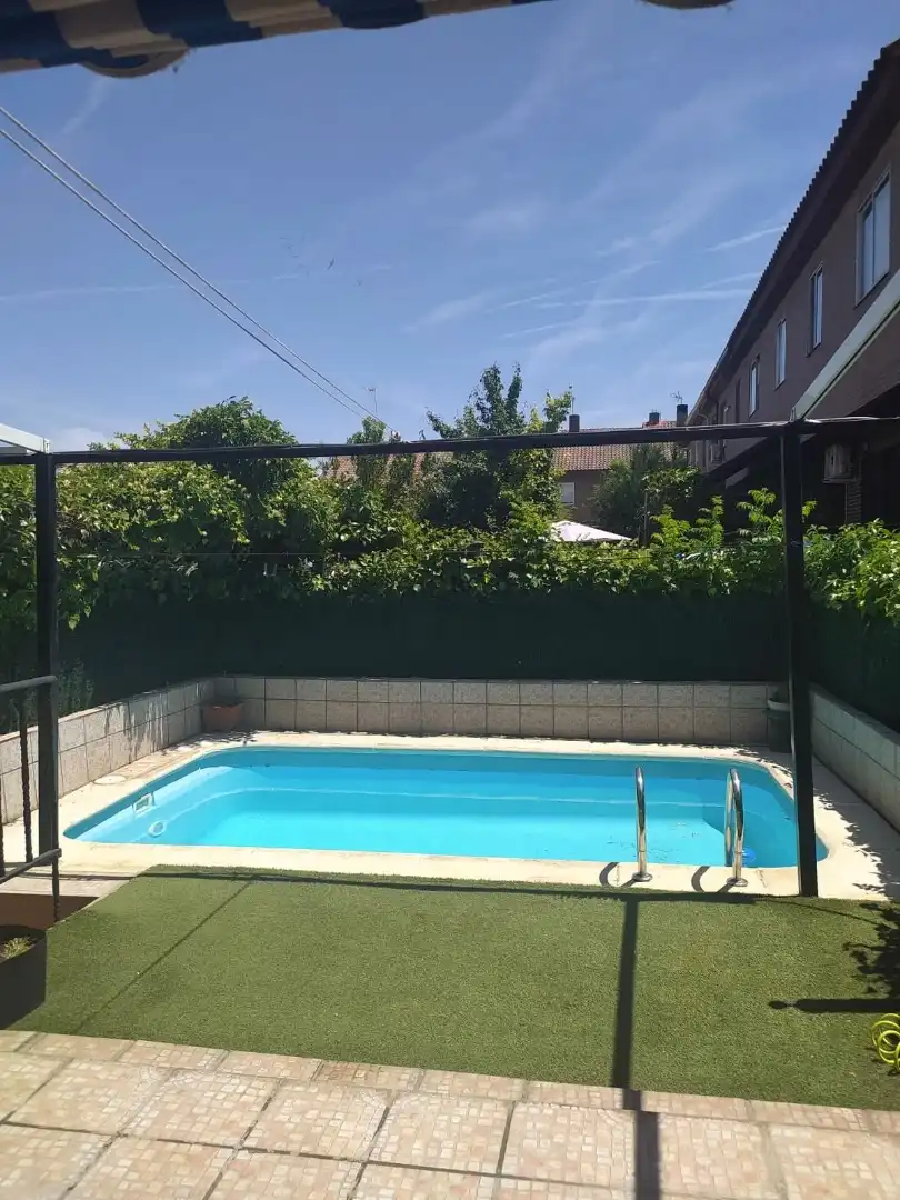 Casa o chalet en venta en Calle Monte Caro, 6, La Poveda Piscina de Casa o chalet en venta en Arganda del Rey con Aire acondicionado, Terraza y Piscina