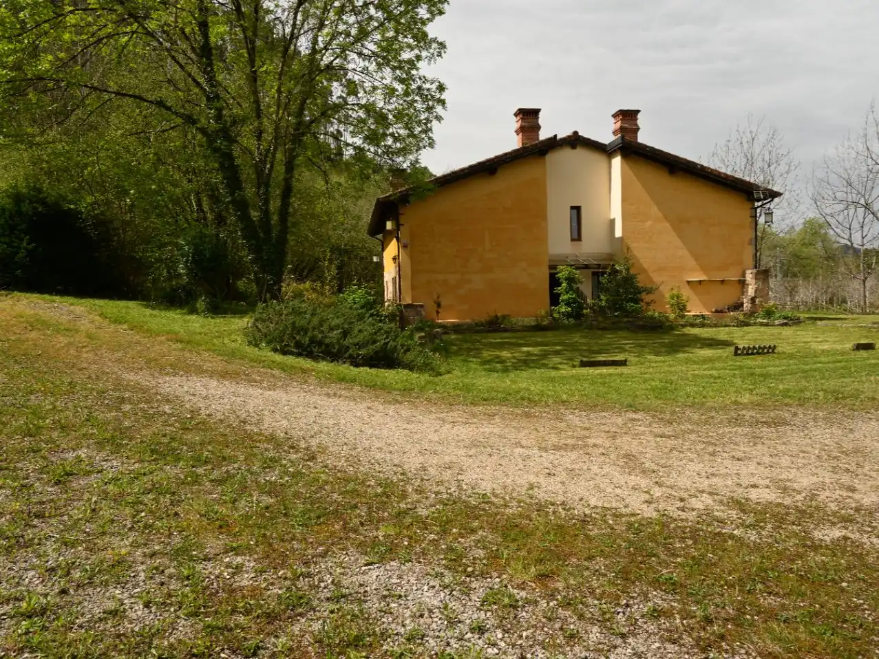 Casa o xalet en venda a Valdáliga Vista exterior de Casa o xalet en venda en Valdáliga amb Terrassa i Balcó