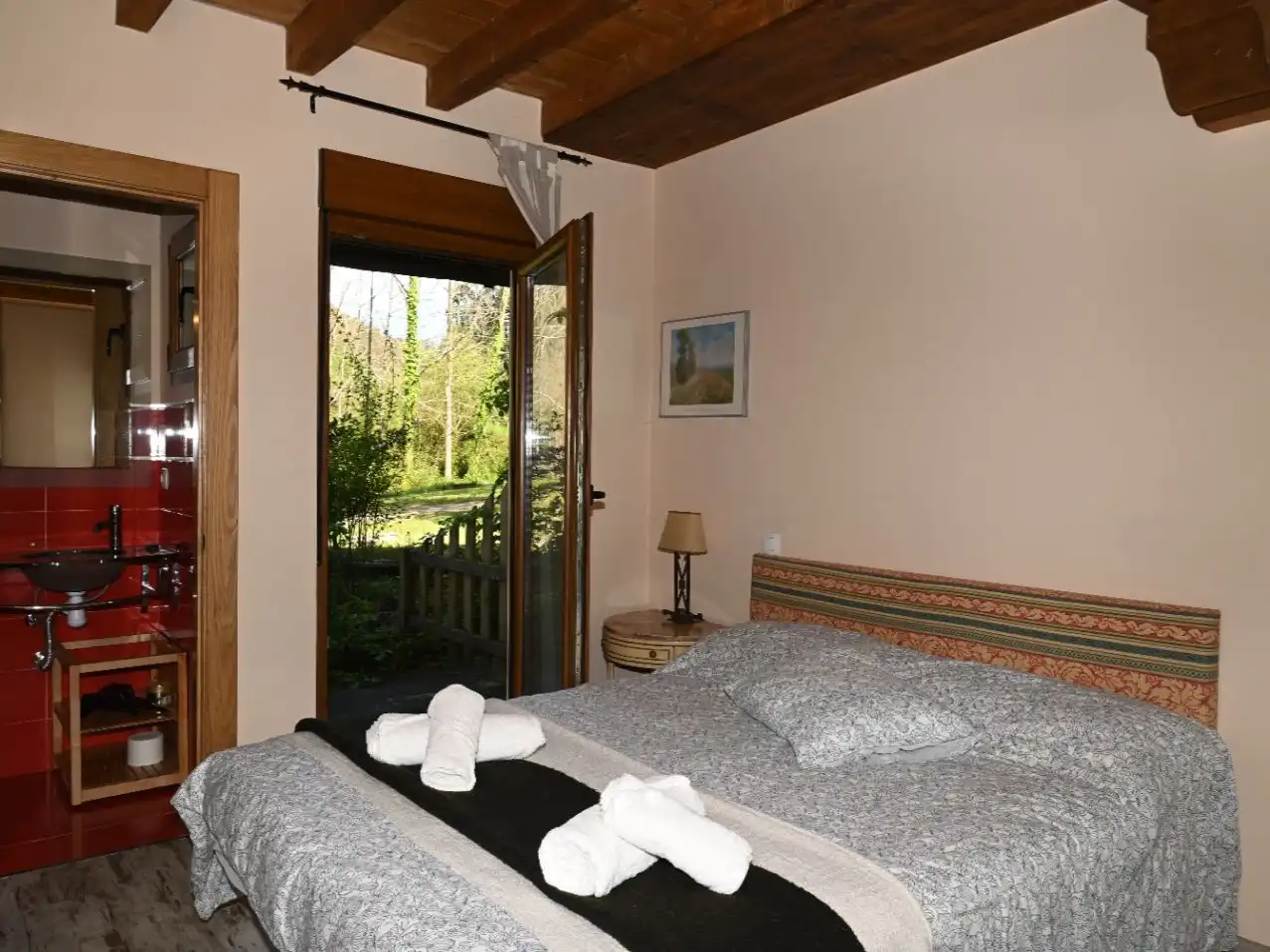 Casa o xalet en venda a Valdáliga Dormitori de Casa o xalet en venda en Valdáliga amb Terrassa i Balcó