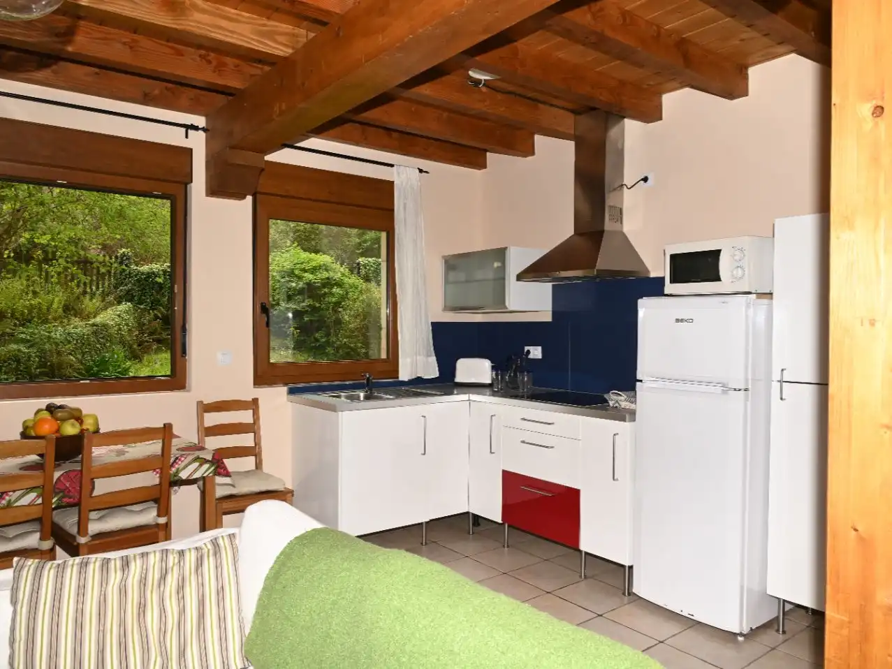 Casa o xalet en venda a Valdáliga Cuina de Casa o xalet en venda en Valdáliga amb Terrassa i Balcó