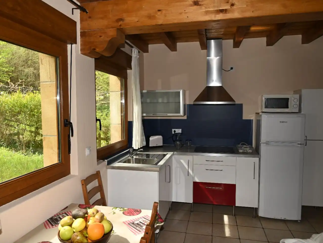 Casa o xalet en venda a Valdáliga Cuina de Casa o xalet en venda en Valdáliga amb Terrassa i Balcó