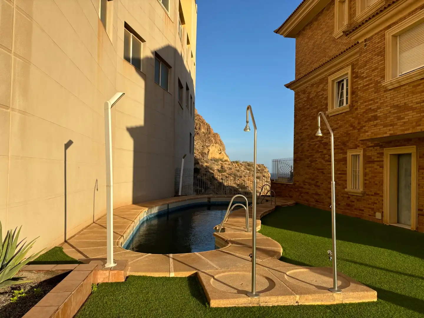 Flat for sale in Carretera de Almería, 693, Roquetas de Mar Swimming pool of Flat for sale in Roquetas de Mar with Air Conditioner, Terrace and Swimming Pool