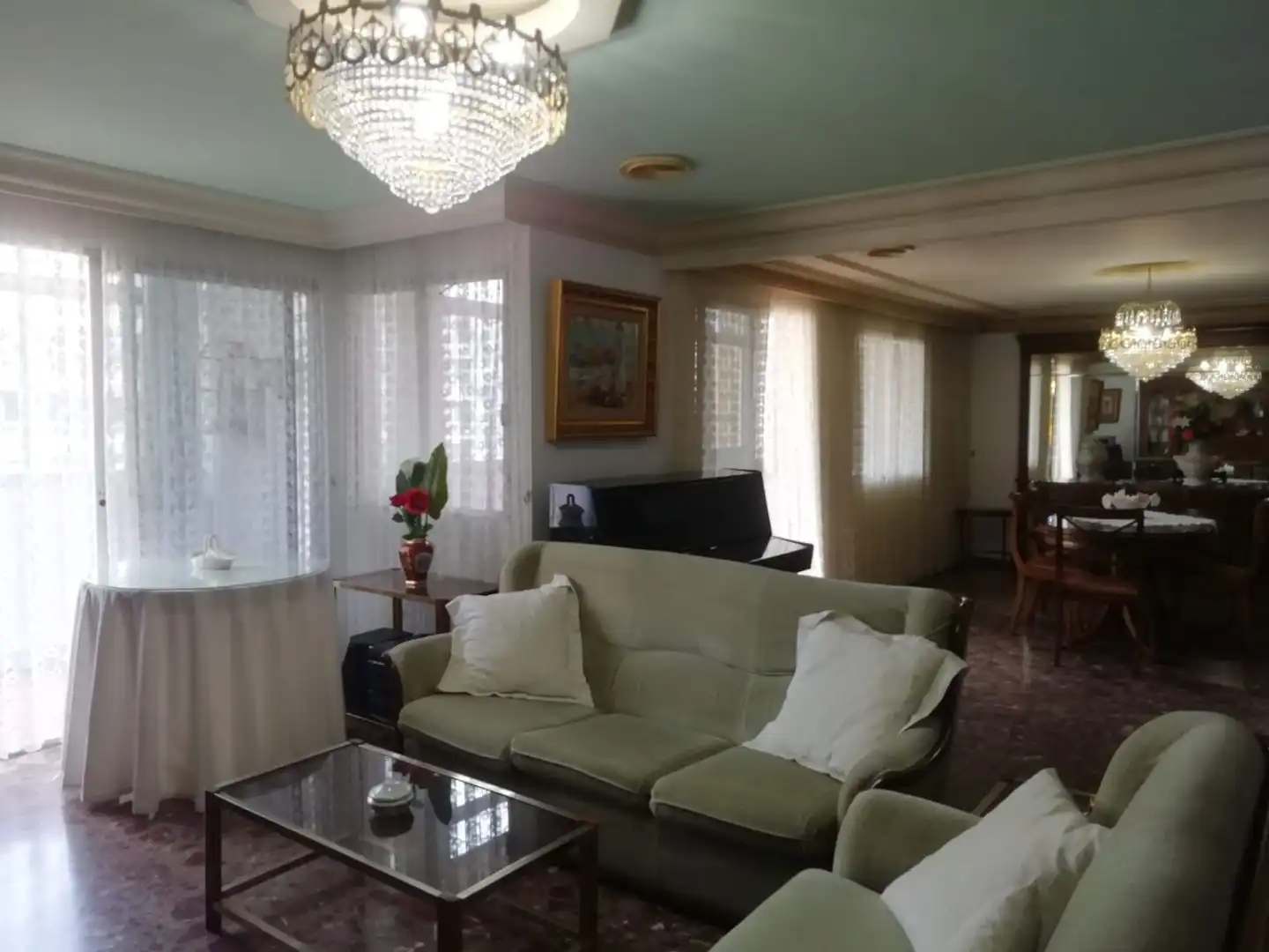Sala d'estar de Pis de lloguer en Cullera amb Calefacció, Moblat i Balcó