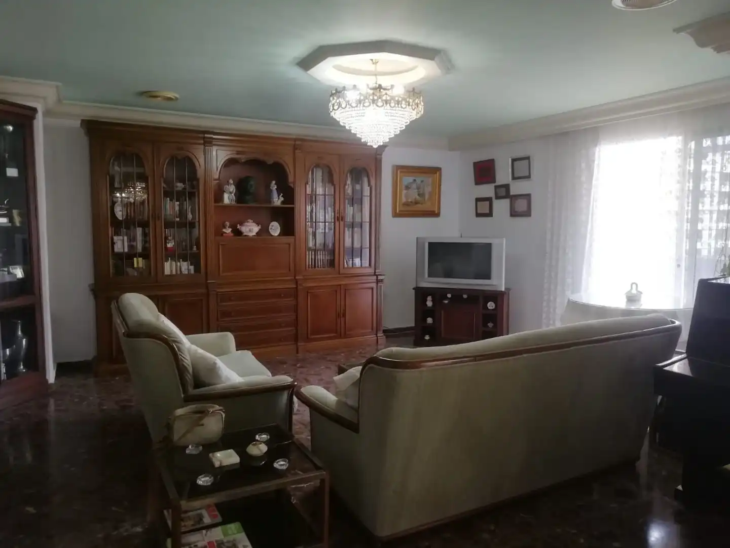 Sala d'estar de Pis de lloguer en Cullera amb Calefacció, Moblat i Balcó