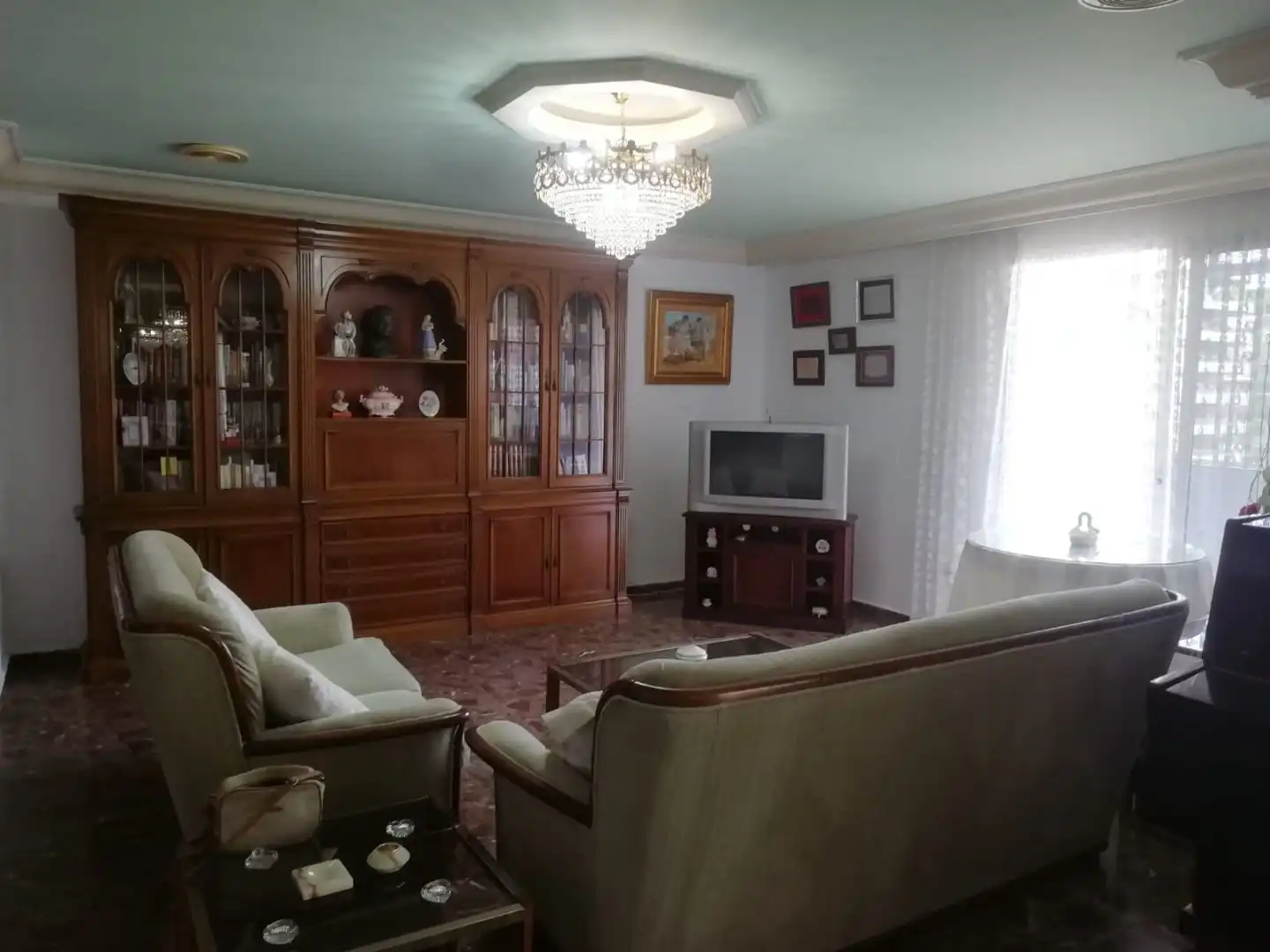 Sala d'estar de Pis de lloguer en Cullera amb Calefacció, Moblat i Balcó
